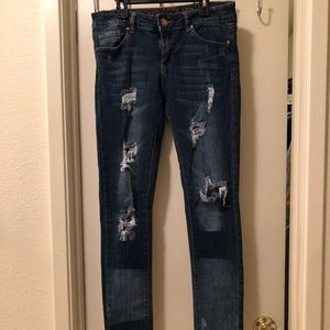 🌹 VIP RIPPED SKINNY JEANS